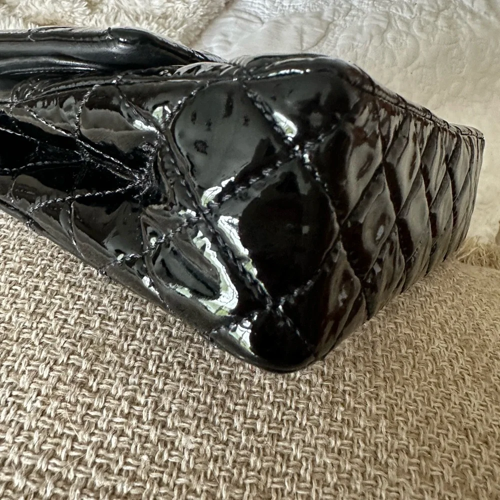 Chanel Classic Small Double Flap Bag - Picture 5 of 11